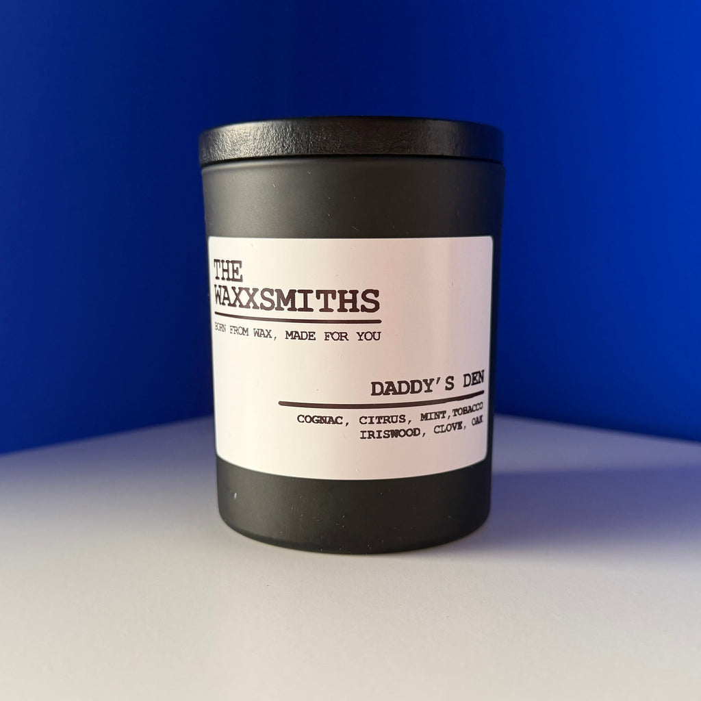 DADDY'S DEN